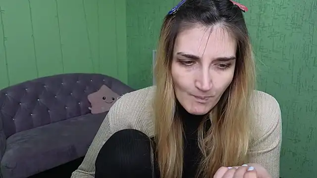 Nika Kitten online show from December 2025 09:27:02 AM