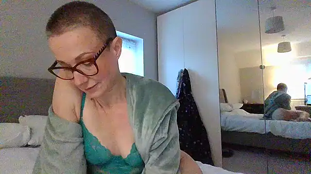 ELEGANT-ARIA36 online show from January 2025 08:45:02 AM