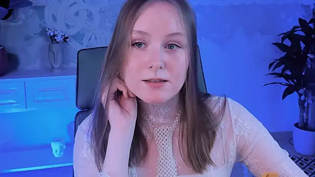 VivienLeeigh online show from February 2025 12:06:01 PM