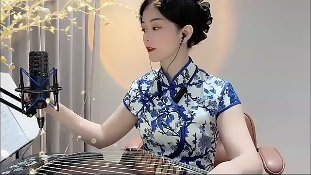 Tian-xin-999 online show from September 2025 02:17:01 PM