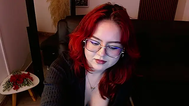 Snapshot of crimson_tati_ chatting on March 2025 10:30:02 AM crimson tati online show from March 2025 10:30:02 AM