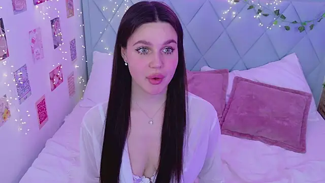 RihannaRose online show from March 2025 11:57:02 PM