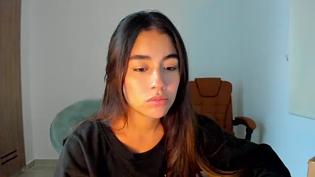 AriaMontgomery online show from February 2025 08:06:01 AM