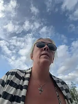 Snapshot of sexylady1983 chatting on August 2026 06:51:02 PM sexylady1983 online show from August 2026 06:51:02 PM