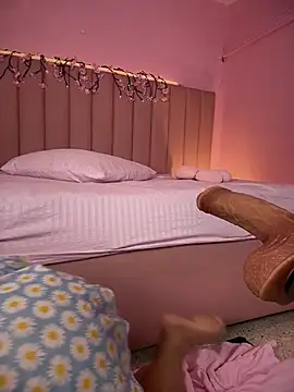 KellyOlsenbe online show from July 2026 08:16:02 PM