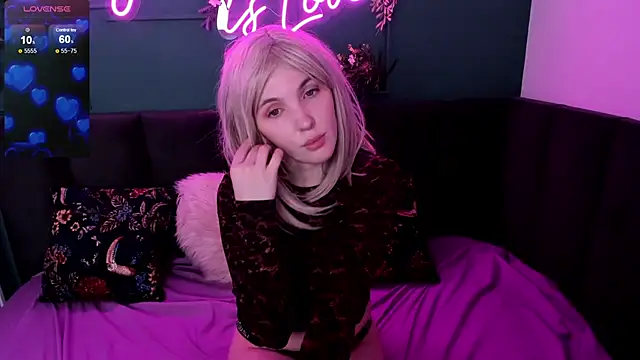 Fluffy Monica online show from March 2025 07:19:02 AM