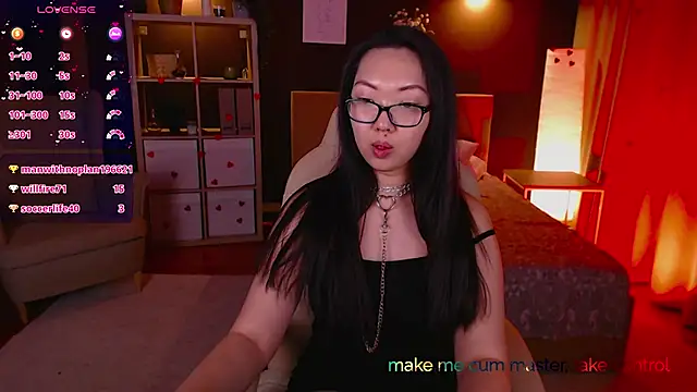 Snapshot of Marine_Vact chatting on February 2025 11:43:01 PM Marine Vact online show from February 2025 11:43:01 PM