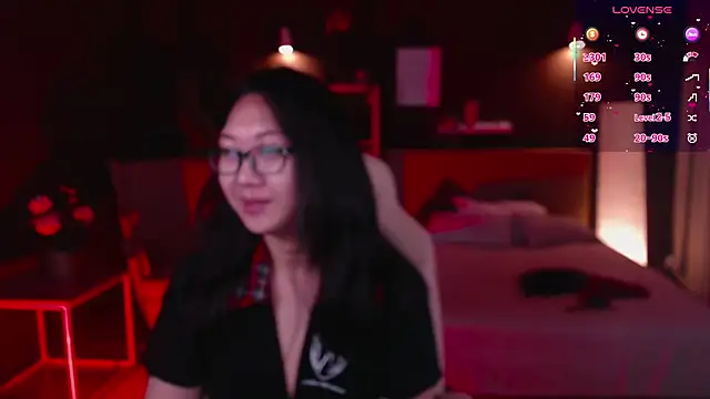 Snapshot of Marine_Vact chatting on September 2025 02:07:02 PM Marine Vact online show from September 2025 02:07:02 PM