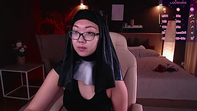 Snapshot of Marine_Vact chatting on October 2025 02:01:01 PM Marine Vact online show from October 2025 02:01:01 PM