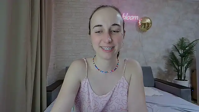 Snapshot of Anika_bloom chatting on February 2025 10:59:02 PM Anika bloom online show from February 2025 10:59:02 PM