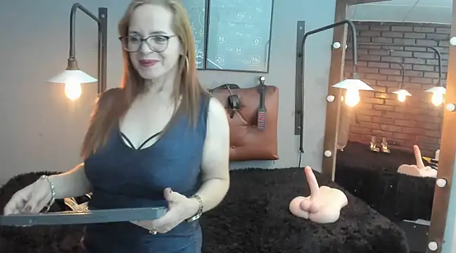 Snapshot of Samantha_mature56 chatting on March 2025 10:16:02 AM Samantha mature56 online show from March 2025 10:16:02 AM