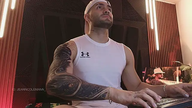 JeanColleman online show from February 2026 11:25:01 PM