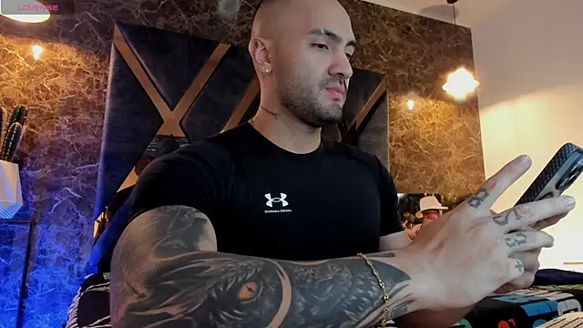 JeanColleman online show from April 2026 01:32:02 PM