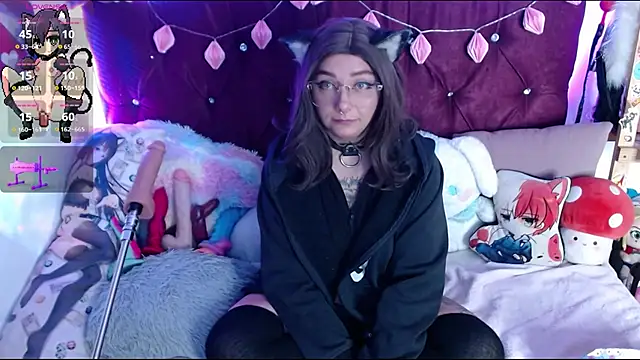 Snapshot of Kitty-Kat_ chatting on October 2025 01:17:02 AM Kitty-Kat  online show from October 2025 01:17:02 AM