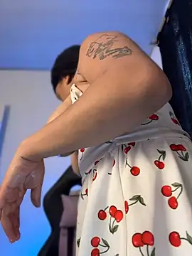 celine bell20 online show from April 2026 10:22:01 PM