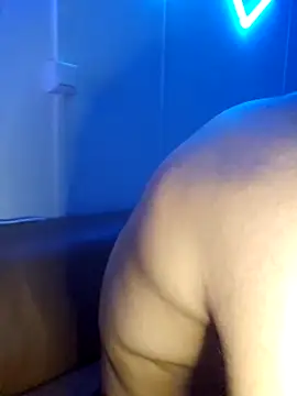 Snapshot of Amir334_ chatting on November 2025 12:19:02 PM Amir334 online show from November 2025 12:19:02 PM