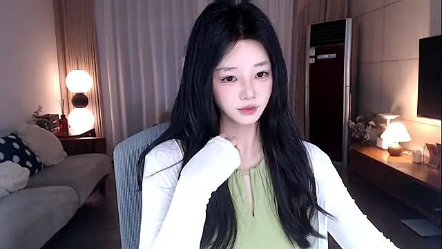 sweateanv  online show from April 2026 09:40:02 AM