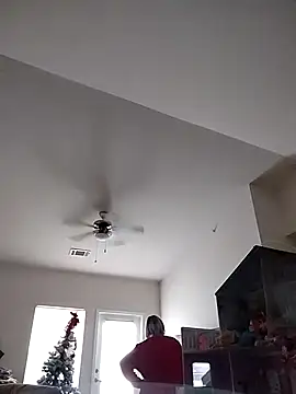 Snapshot of Playmate86 chatting on December 2024 04:10:02 PM Playmate86 online show from December 2024 04:10:02 PM