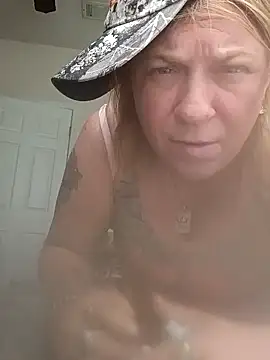 Snapshot of Playmate86 chatting on March 2026 05:50:01 PM Playmate86 online show from March 2026 05:50:01 PM