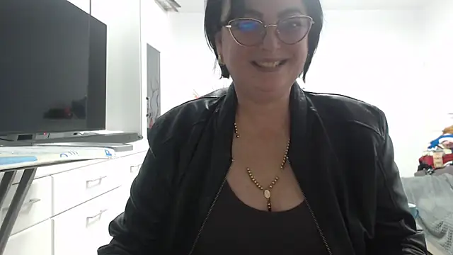 Amandamuller1982 online show from November 2025 07:47:02 PM