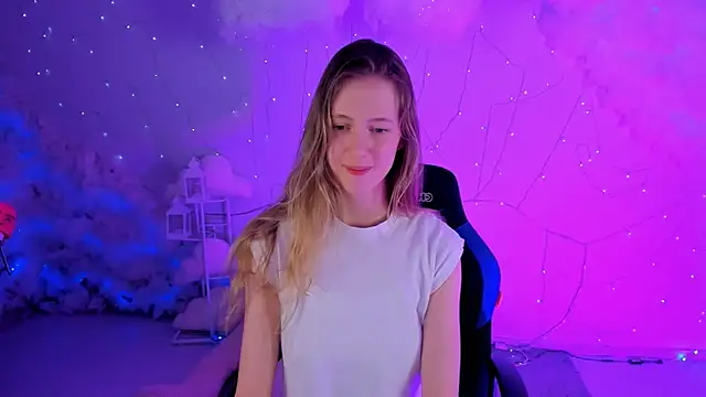 Sharon Evansi online show from January 2025 03:55:01 PM