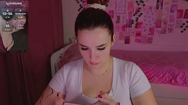 CookyDaisy online show from November 2025 07:23:01 PM