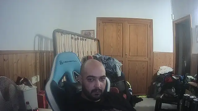 Snapshot of chicomallorca96 chatting on October 2025 10:37:02 AM chicomallorca96 online show from October 2025 10:37:02 AM