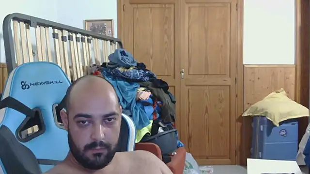 chicomallorca96 online show from July 2026 03:51:02 PM