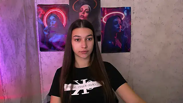 Snapshot of KarolinaRosse_ chatting on October 2025 05:04:02 AM KarolinaRosse online show from October 2025 05:04:02 AM