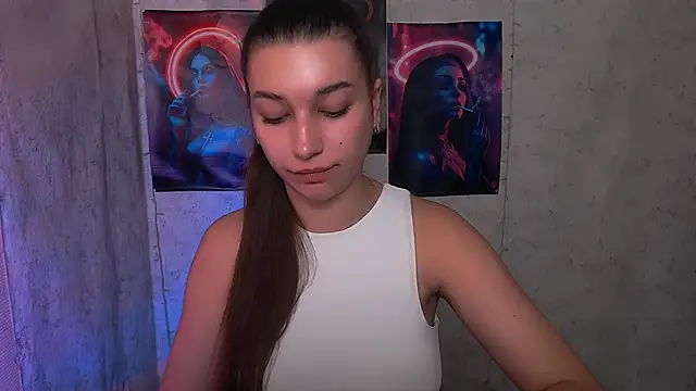 Snapshot of KarolinaRosse_ chatting on November 2025 04:04:01 AM KarolinaRosse online show from November 2025 04:04:01 AM