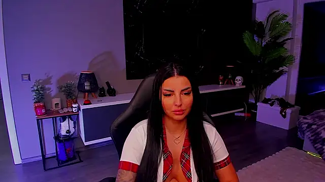 anemarieejolie online show from March 2026 07:30:01 PM