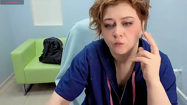 Snapshot of Dolorys chatting on February 2026 04:57:02 AM Dolorys online show from February 2026 04:57:02 AM