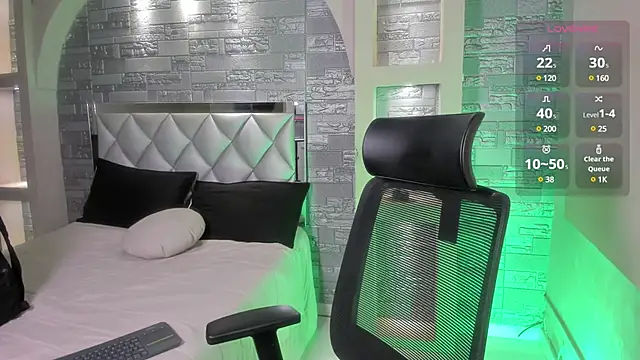 Aron Bolt online show from March 2025 03:07:01 AM