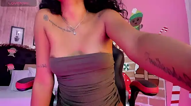 Edelaine rogers online show from December 2024 09:48:01 PM