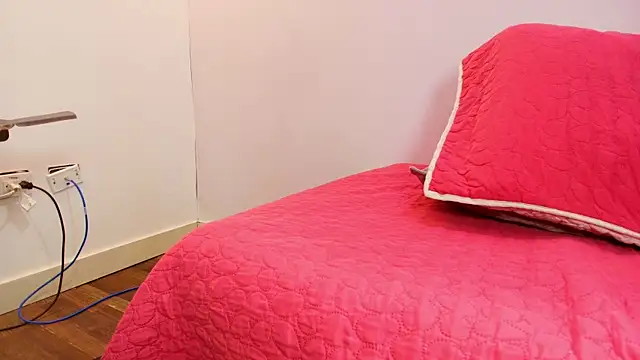 Amy wats0n online show from September 2025 07:03:02 PM