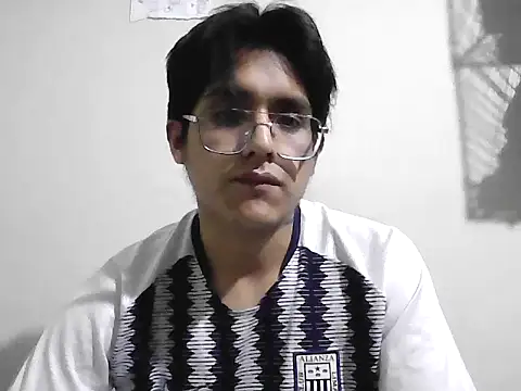 Snapshot of HardDick2 chatting on May 2026 05:48:01 AM HardDick2 online show from May 2026 05:48:01 AM