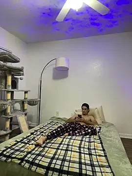 kennylove420 online show from October 2025 01:06:01 AM