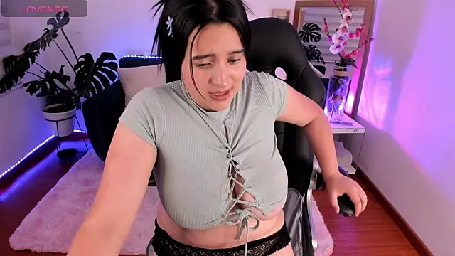 Pamela cheverry online show from February 2025 06:51:02 AM