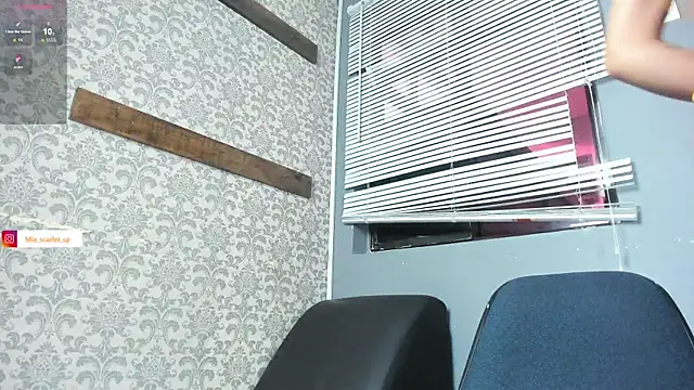 Mia scarlet69 online show from February 2026 12:32:02 PM