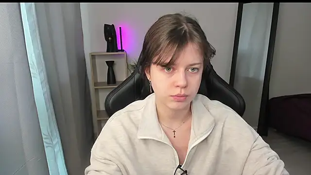 Este Glen online show from March 2025 11:58:01 AM