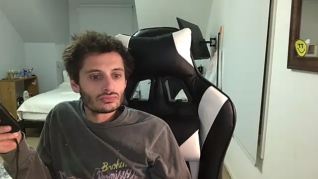 Snapshot of Dylansd chatting on December 2024 10:15:02 PM Dylansd online show from December 2024 10:15:02 PM