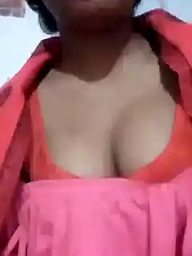 Snapshot of riya_houswife chatting on December 2024 01:00:01 PM riya houswife online show from December 2024 01:00:01 PM