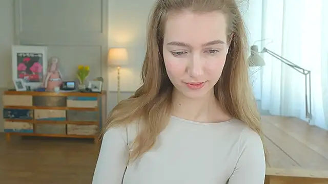 Snapshot of solar_bella chatting on February 2025 11:08:02 AM solar bella online show from February 2025 11:08:02 AM