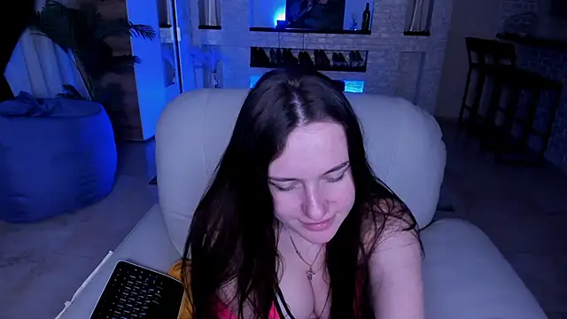 LisaElfy online show from March 2025 07:17:01 PM