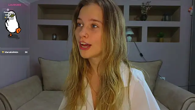 LinaCristonsen online show from October 2025 04:08:02 PM