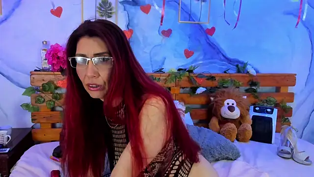 Perla Franco online show from February 2025 02:35:02 PM