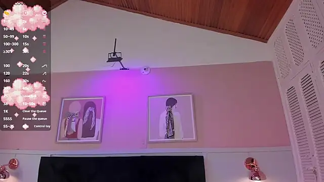 elodie walker online show from April 2026 02:38:01 PM