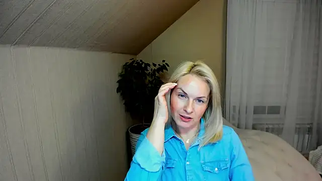 Alicee Gracee online show from December 2024 07:57:01 PM