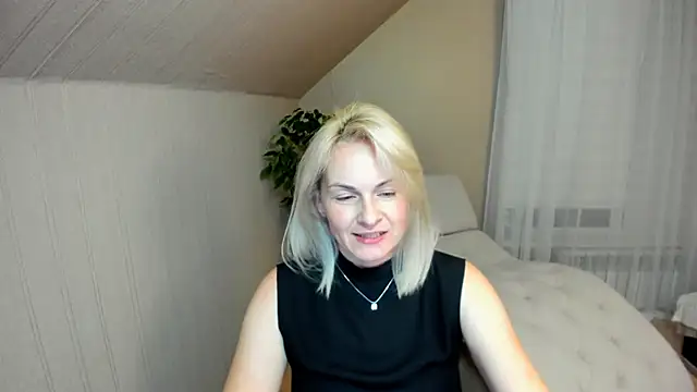 Alicee Gracee online show from December 2024 07:10:01 PM