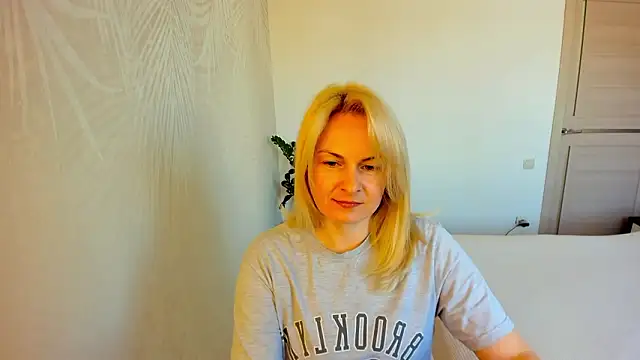 Alicee Gracee online show from March 2026 10:07:01 AM